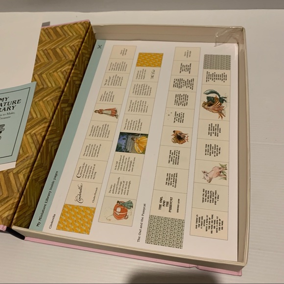 My Miniature Library - 30 Tiny Books, to Make, Read and Treasure. - Picture 7 of 16